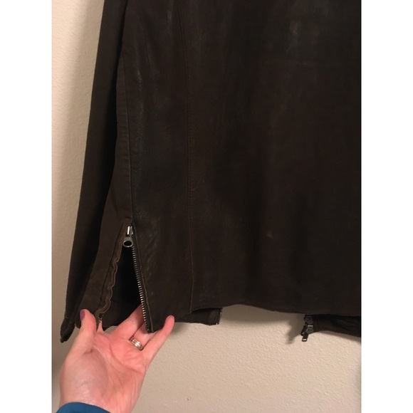 Agavae Leather Jacket - Picture 2 of 3